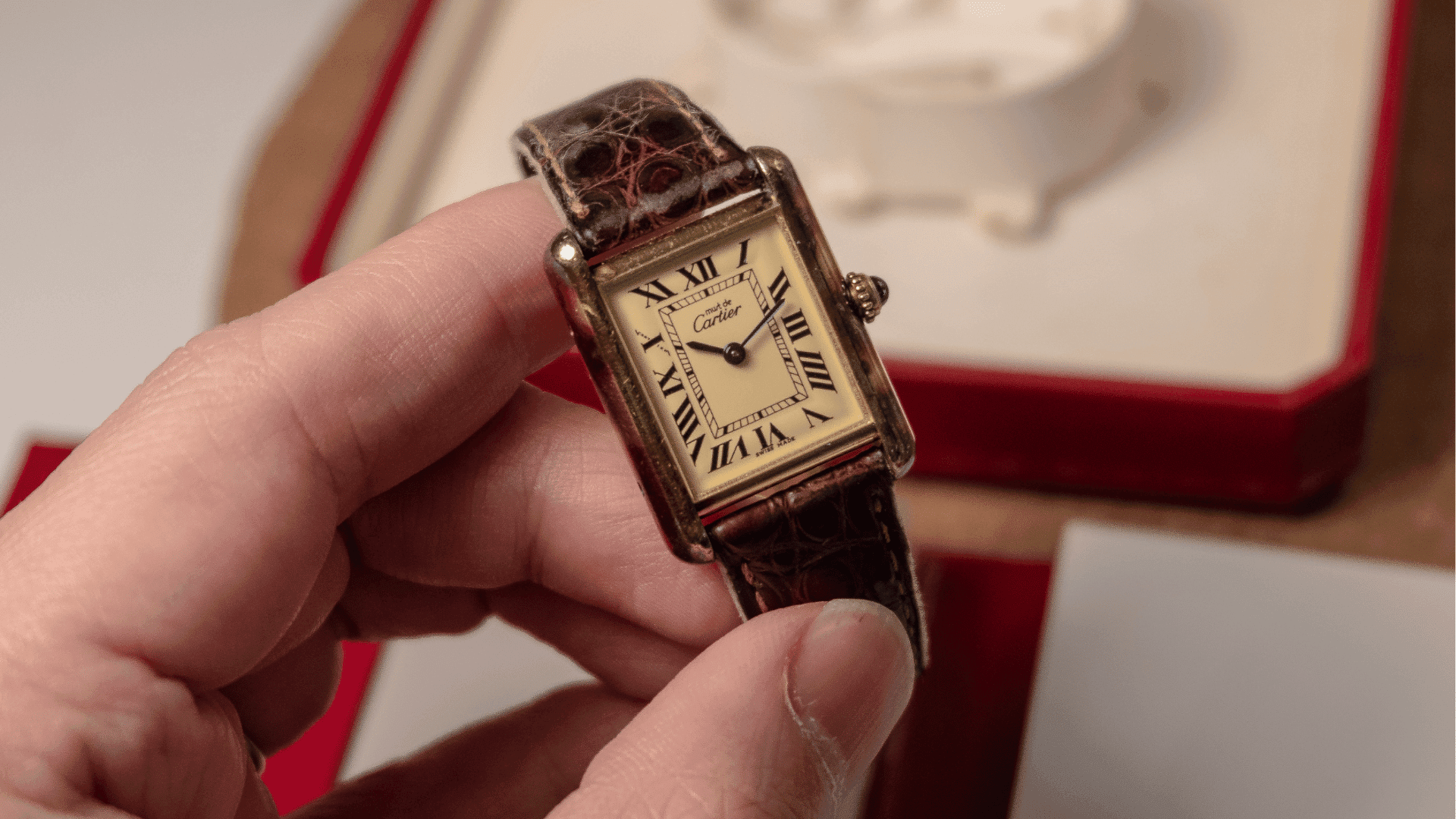Jam Tangan Cartier hingga Rolex: Mengapa Luxury Watch Jadi Hadiah Favorit Para Selebriti?