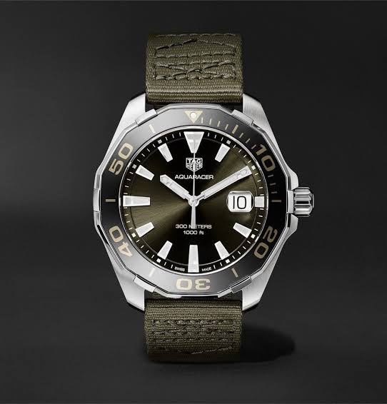 Aquaracer 300M Quartz 43 Stainless Steel / Green / Military / Strap