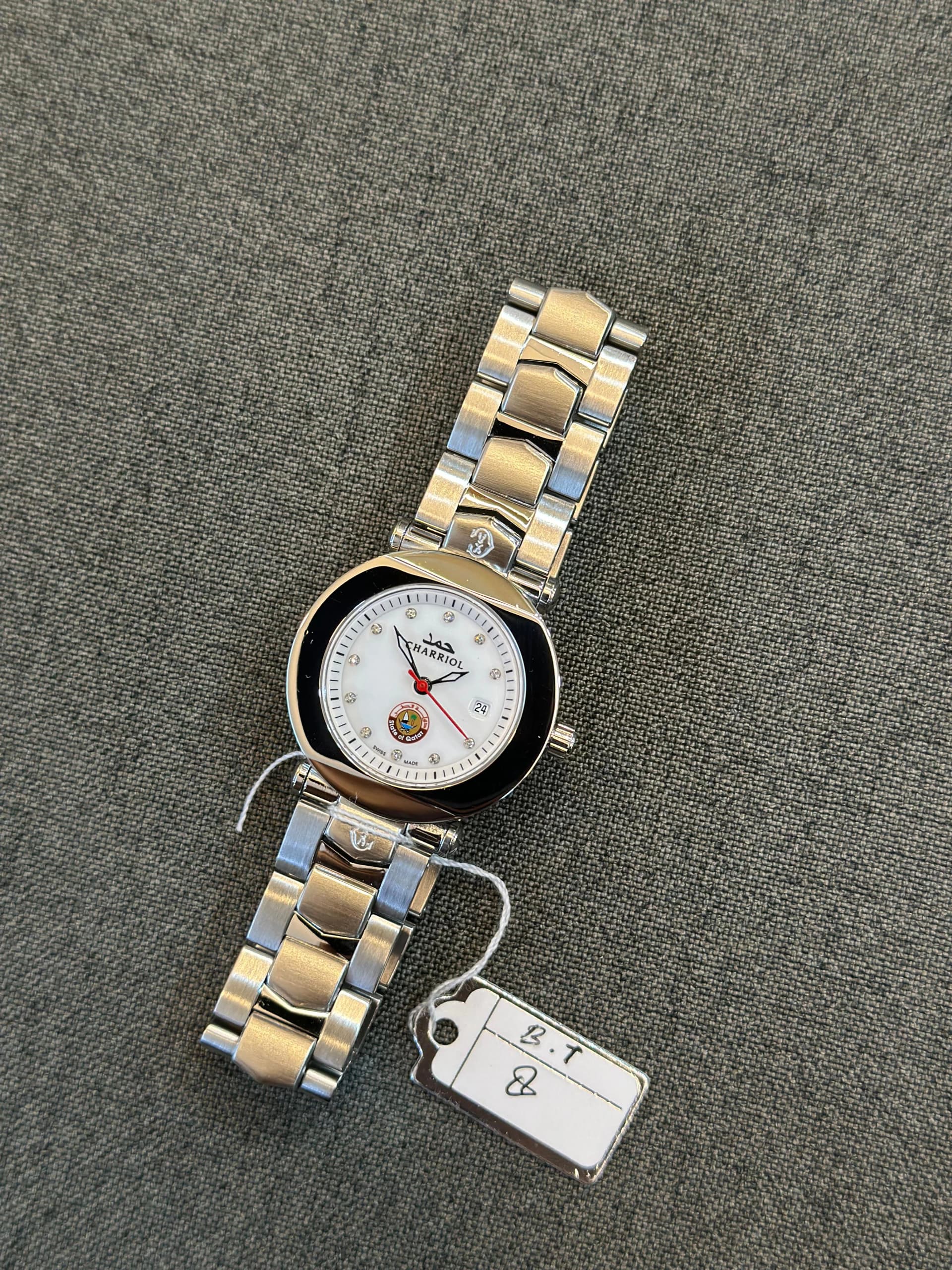 Colvmbvs Stainless Steel Quartz / Geneve State of Qatar Edition