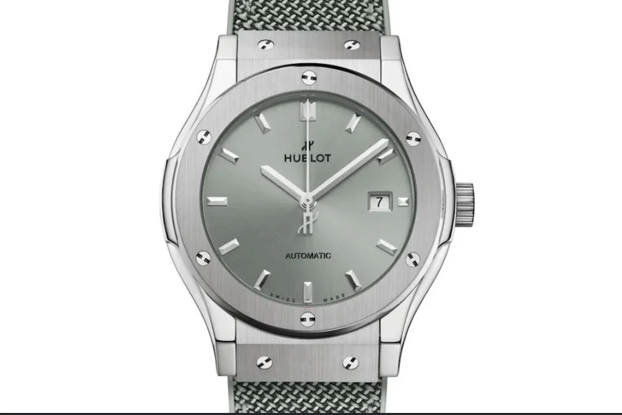 Classic Fusion 42 Titanium / Sage Green