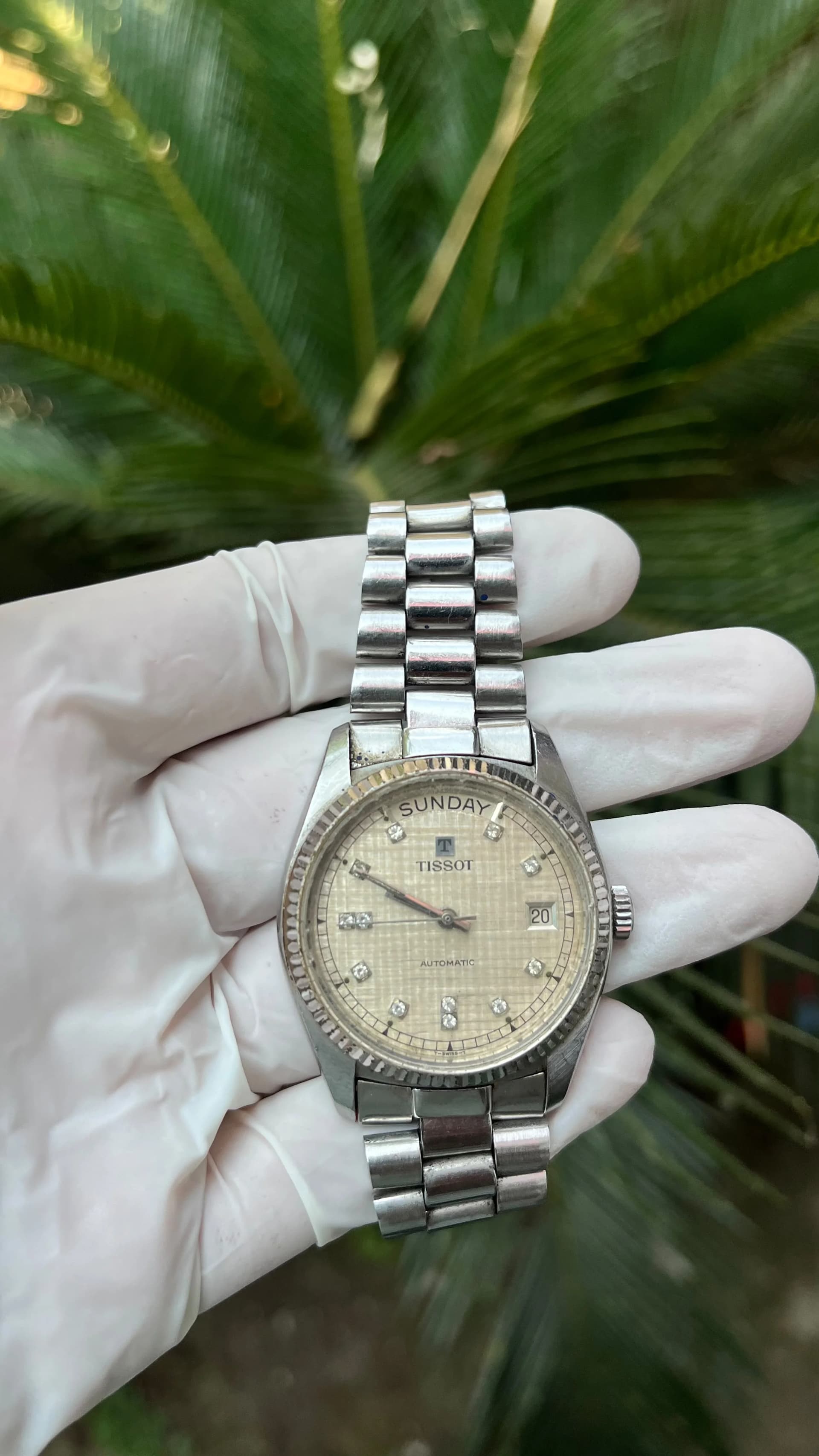Le Locle Day-Date Stainless Steel Silver Diamond