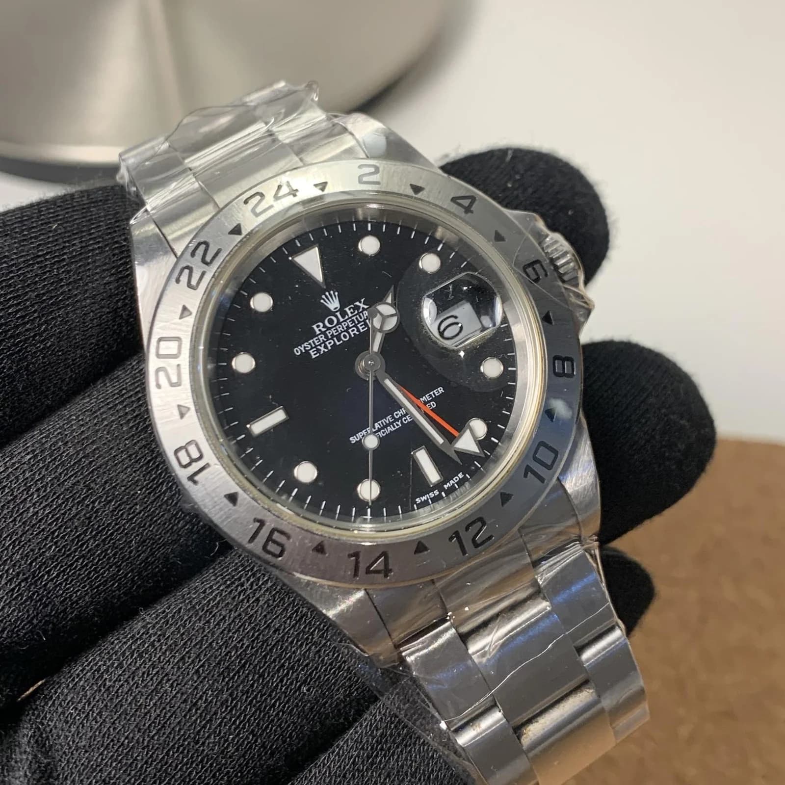 Thumb Explorer II Black Superluminova