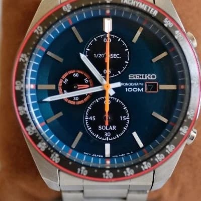 Thumb Seiko Chronograph Solar SSC717P1 Dial Hijau Sunburst Tachymeter 100M Komplit Kardus Box