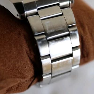 Thumb Seiko Chronograph Solar SSC717P1 Dial Hijau Sunburst Tachymeter 100M Komplit Kardus Box