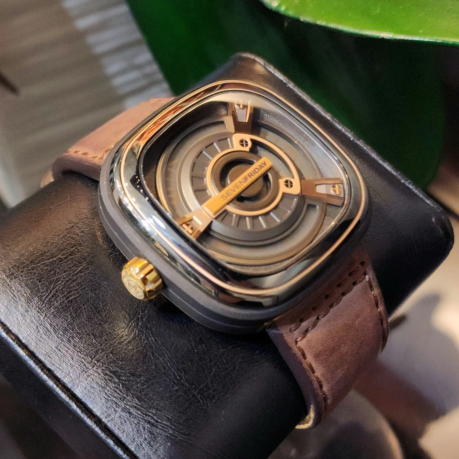 Thumb M2/02