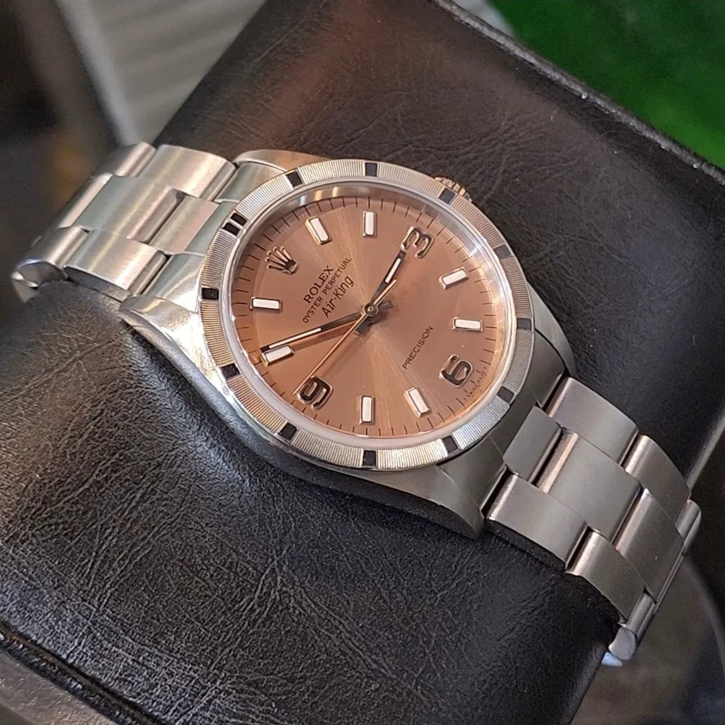 Thumb Air-King Precision Salmon Dial