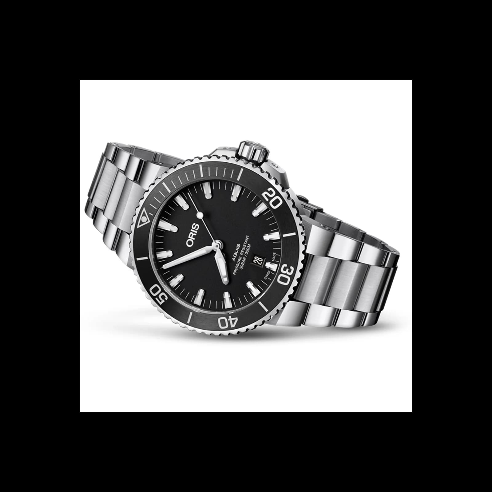 Thumb Aquis Date 43.5 Stainless Steel / Black / Bracelet