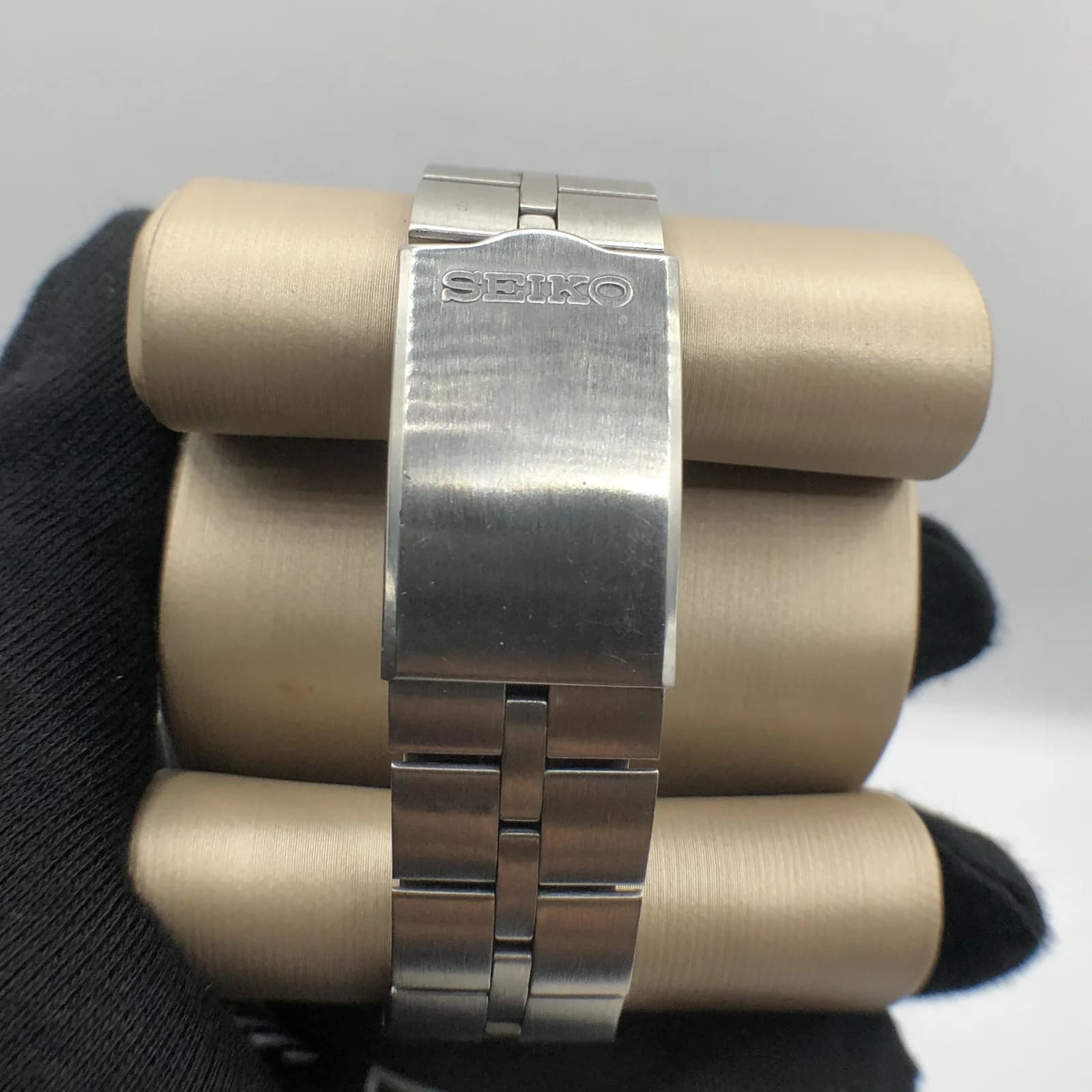 Thumb Bullhead Stainless Steel / Red