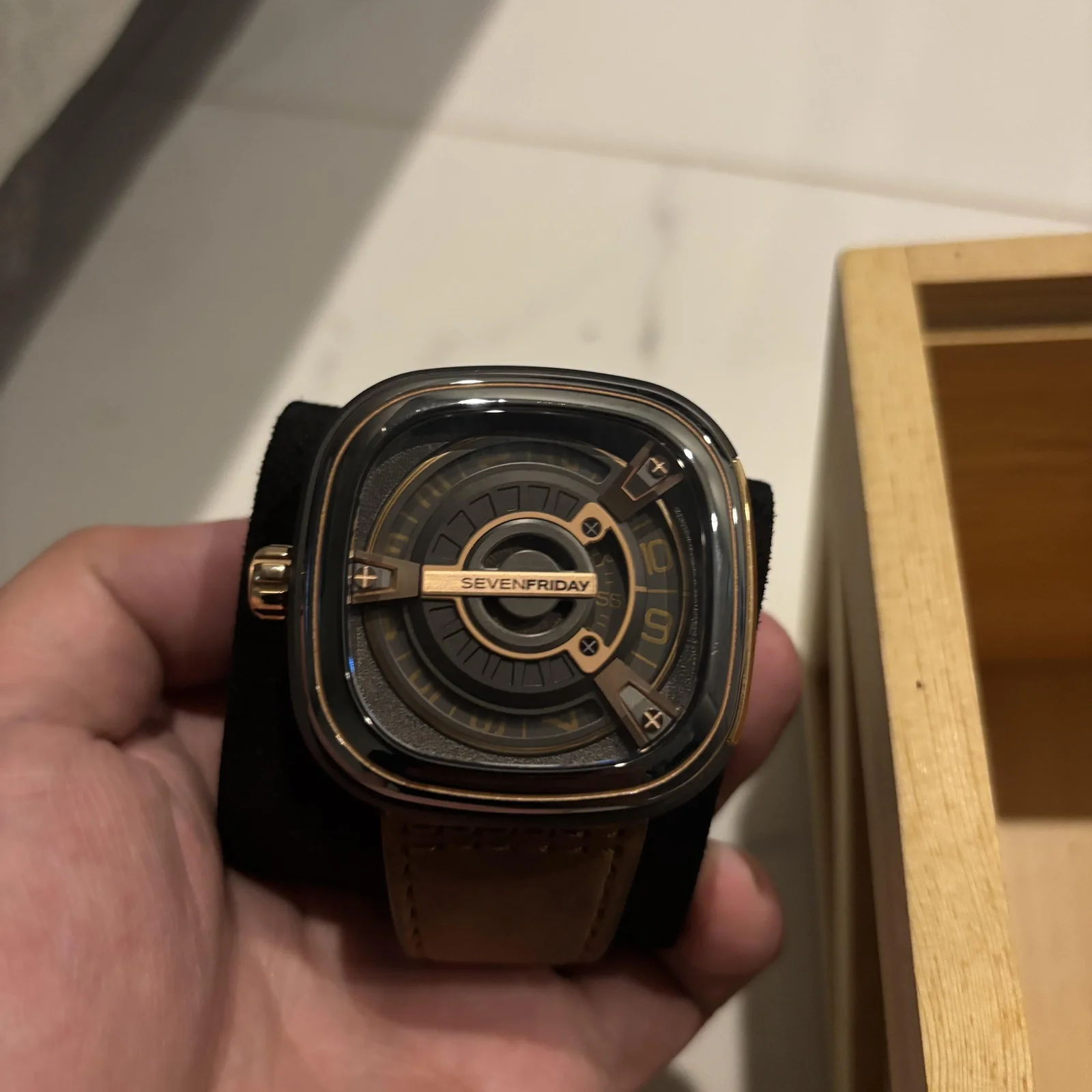 Thumb M2/02