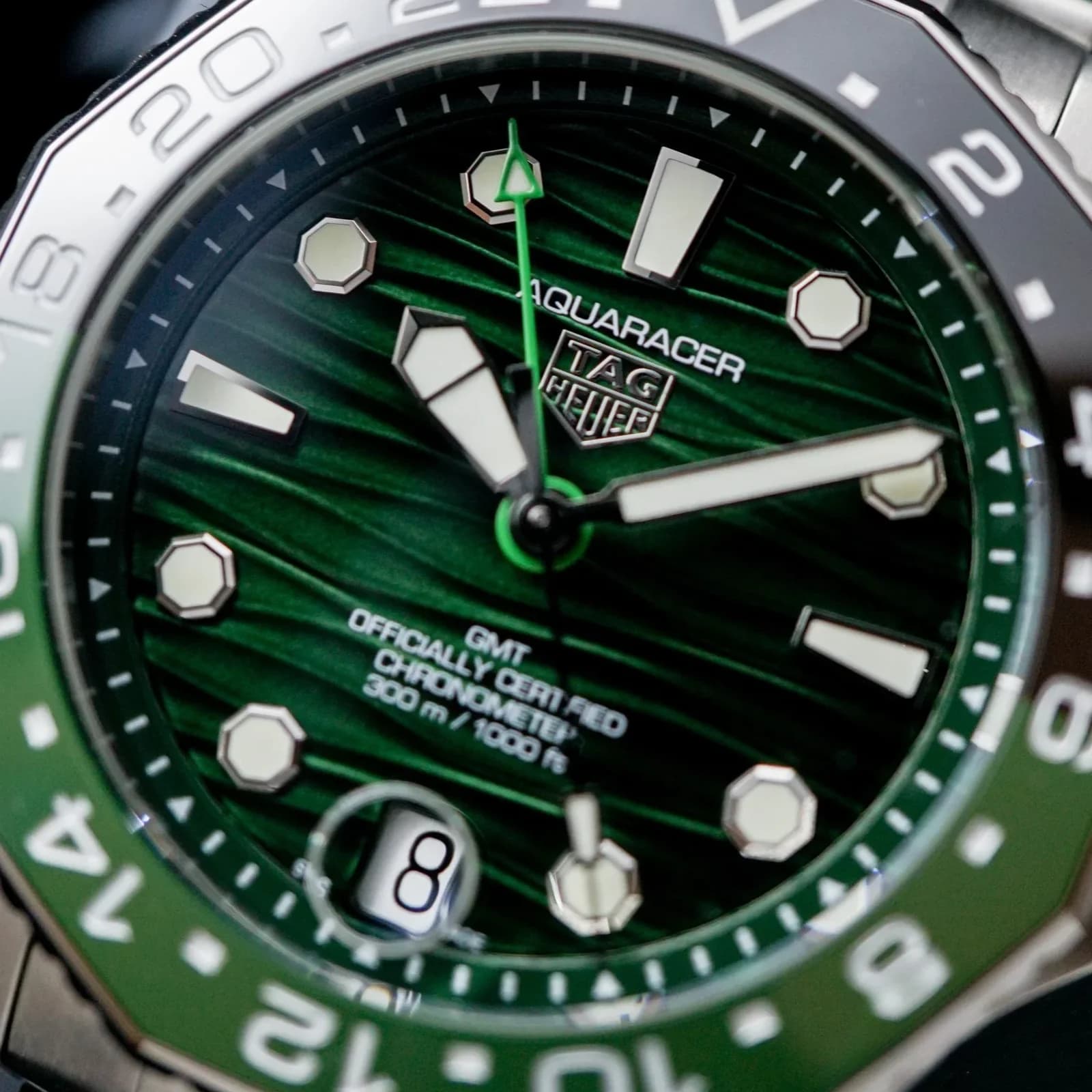 Thumb Aquaracer Professional 300 GMT Green Sunray Dial Steel Bracelet