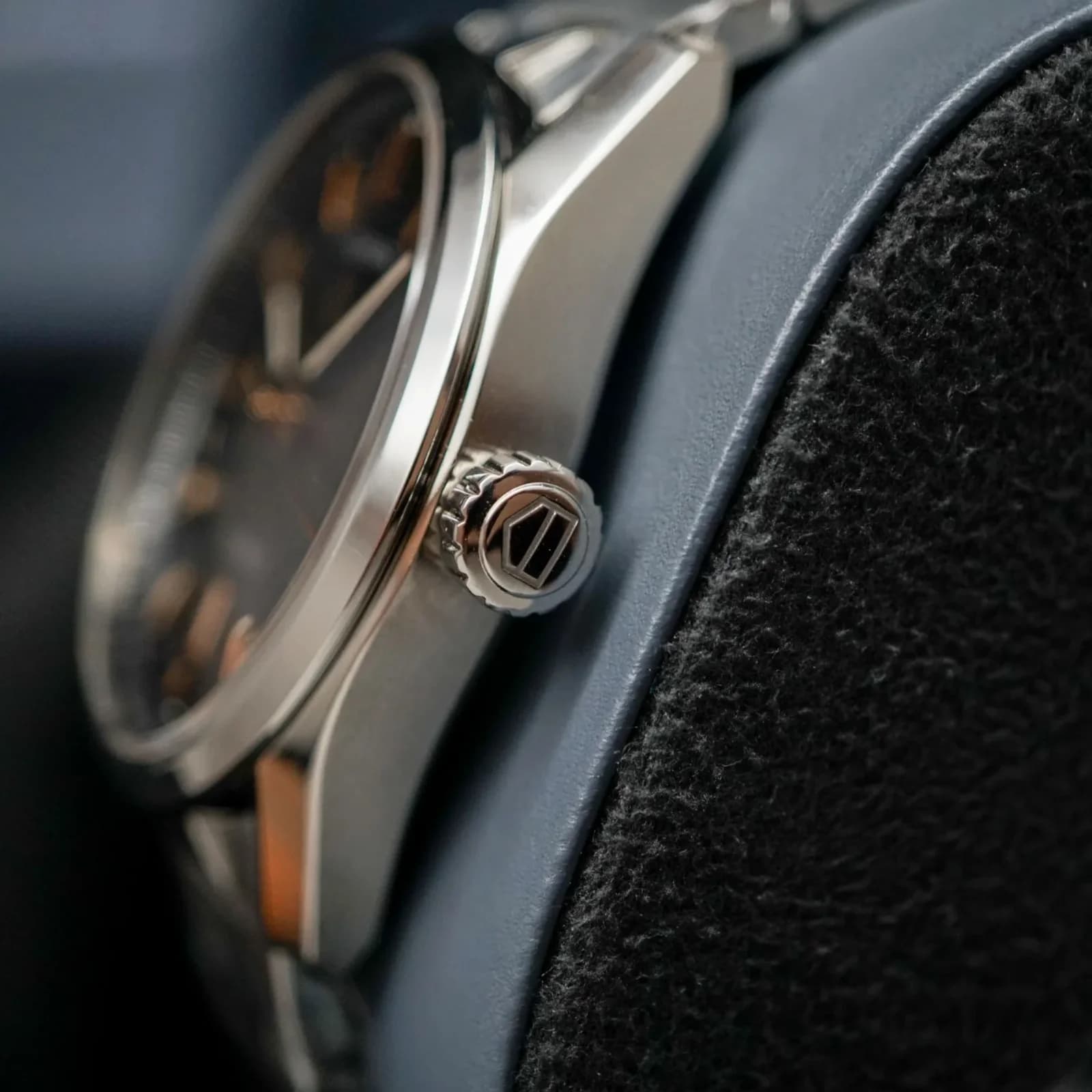 Thumb Carrera Automatic Stainless Steel / Black / Bracelet