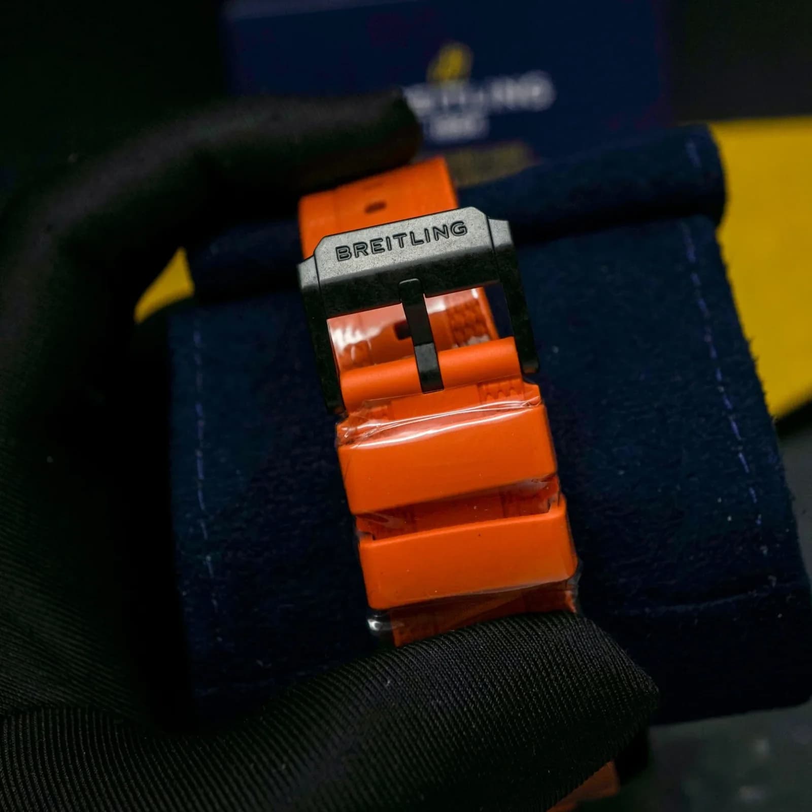 Thumb Endurance Pro 44 Black Dial Orange Rubber Strap