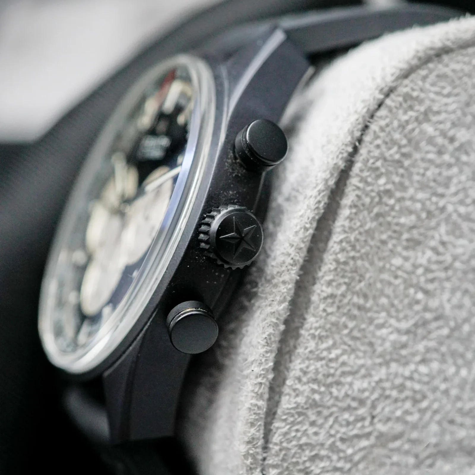 Thumb El Primero Chronomaster 42 Aluminium / Black / Rubber Strap