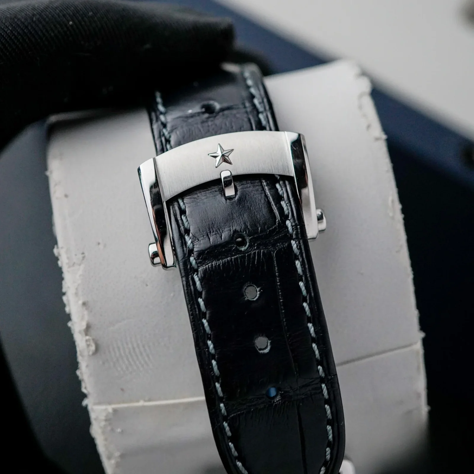 Thumb Chronomaster 2 Titanium / Skeleton / Alligator