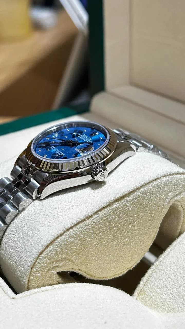 Thumb Datejust 31 Blue Floral Dial Jubilee