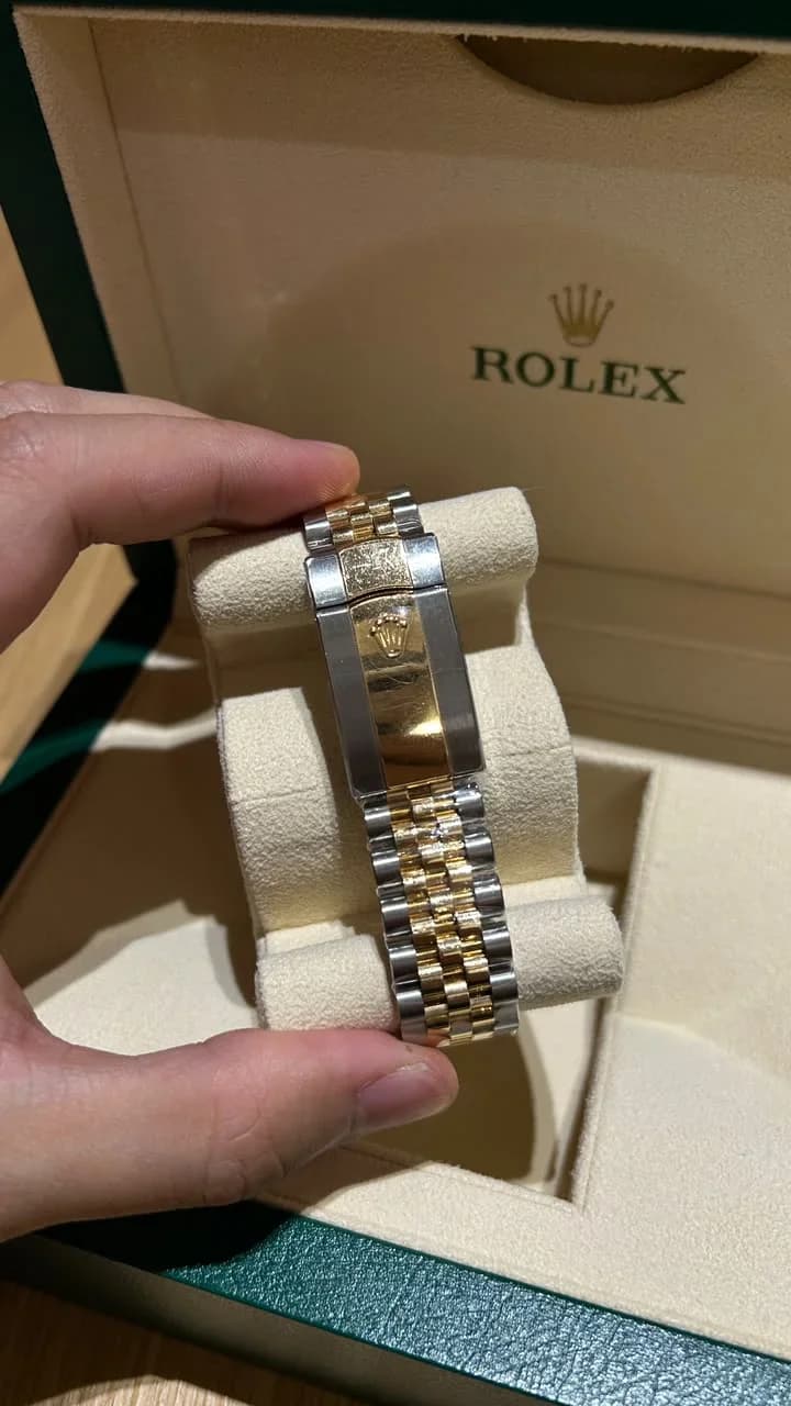 Thumb Datejust 41 Rolesor Yellow Fluted / Jubilee / Black