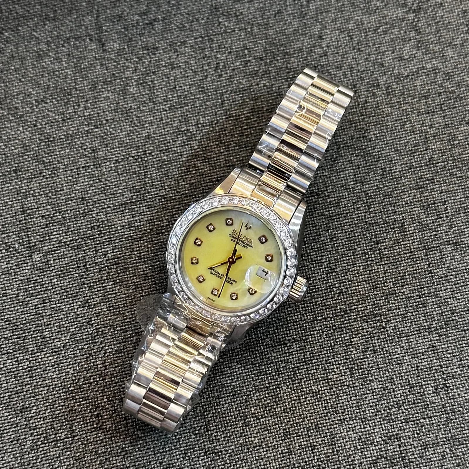 Thumb BULOVA DATE JUST LADIES NEW OLD STOCK