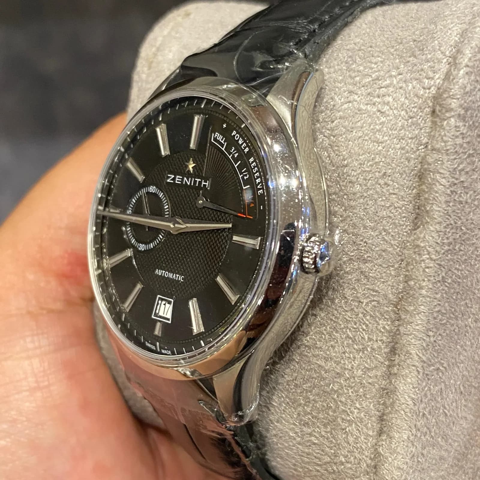 Thumb Elite Power Reserve Black