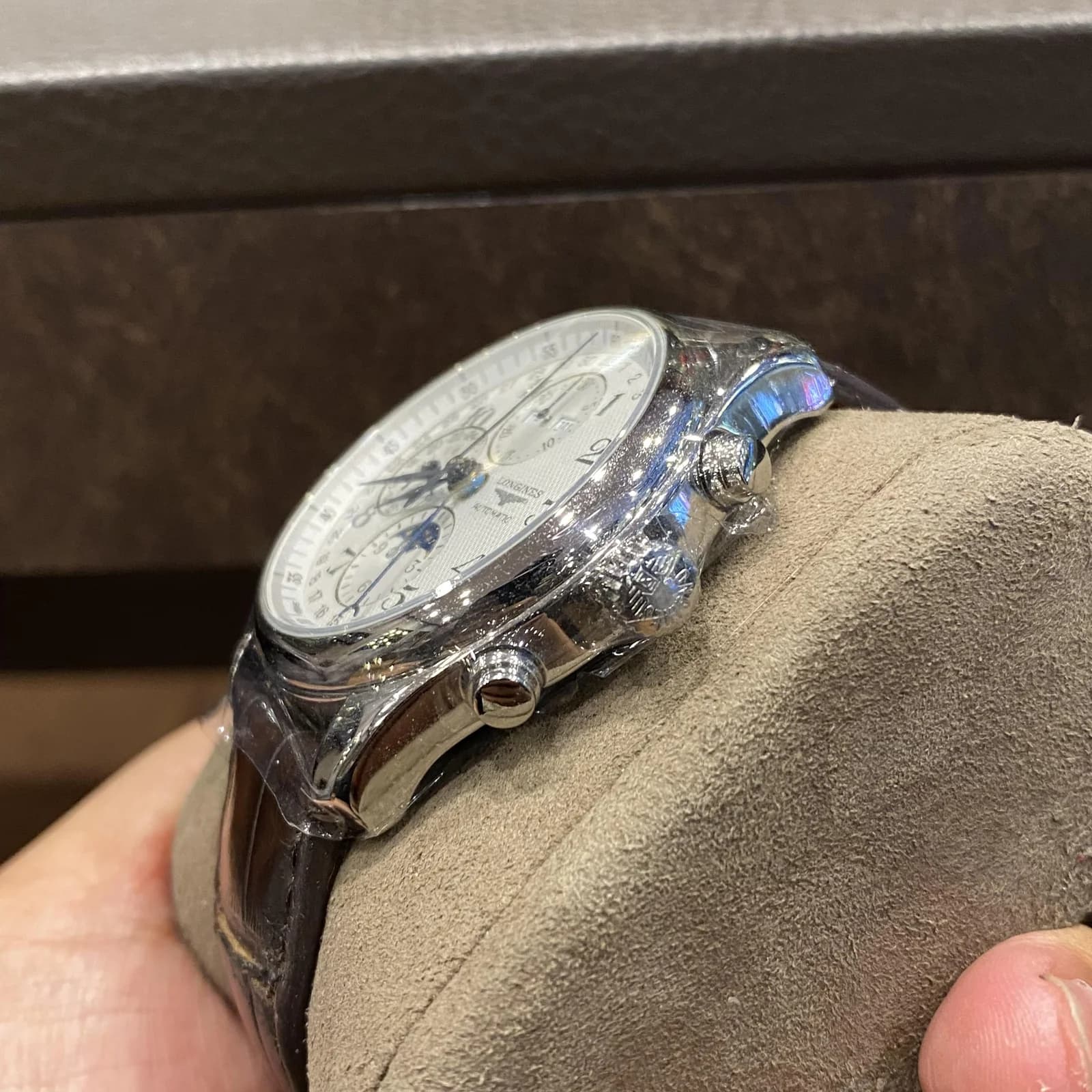 Thumb Master Collection 42 Chronograph Calendar Stainless Steel / Silver-Arabic / Alligator