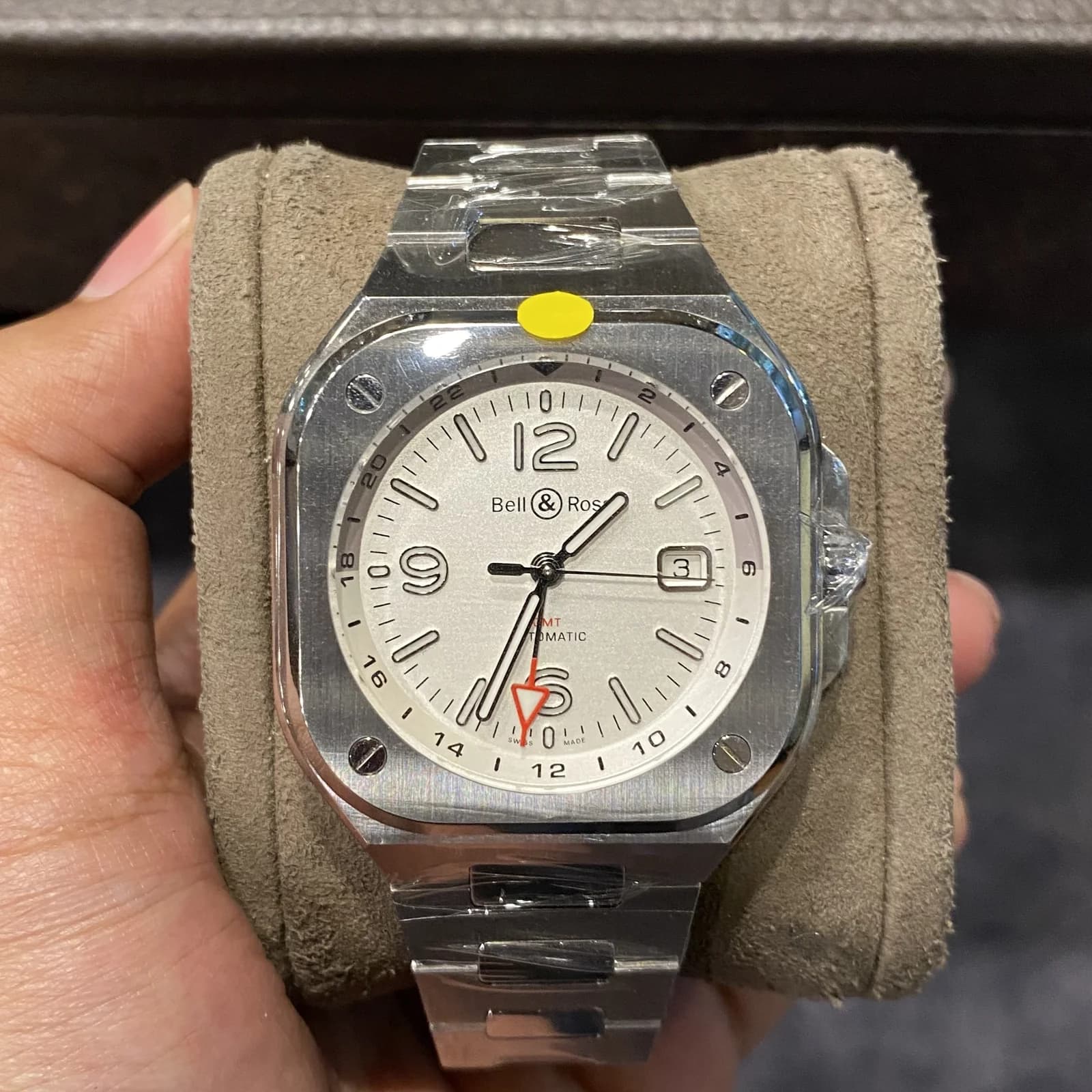 Thumb BR 05 GMT White