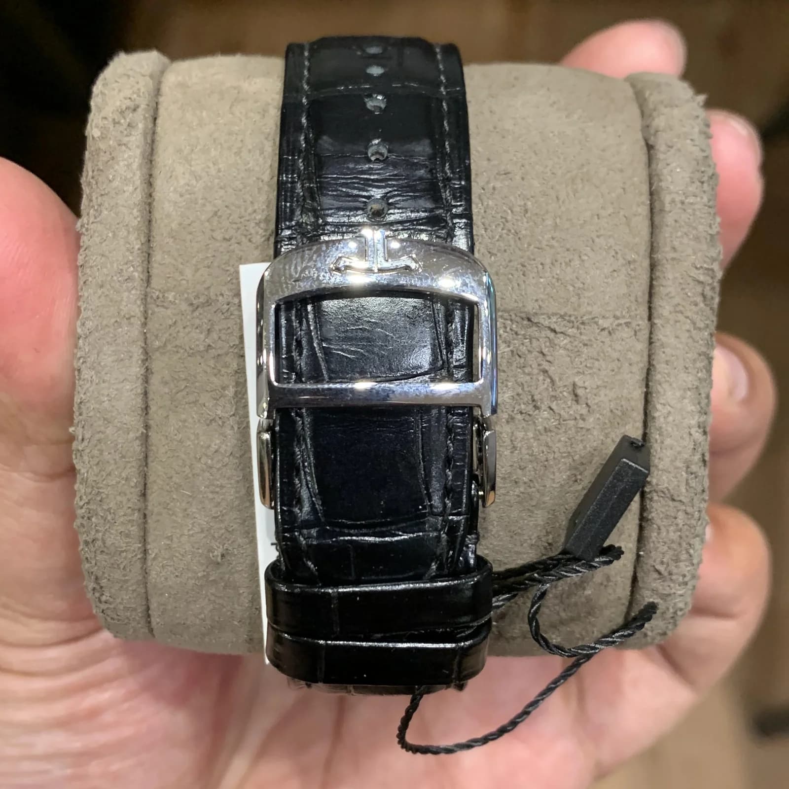 Thumb Master Ultra Thin Moon Stainless Steel / Black / Alligator