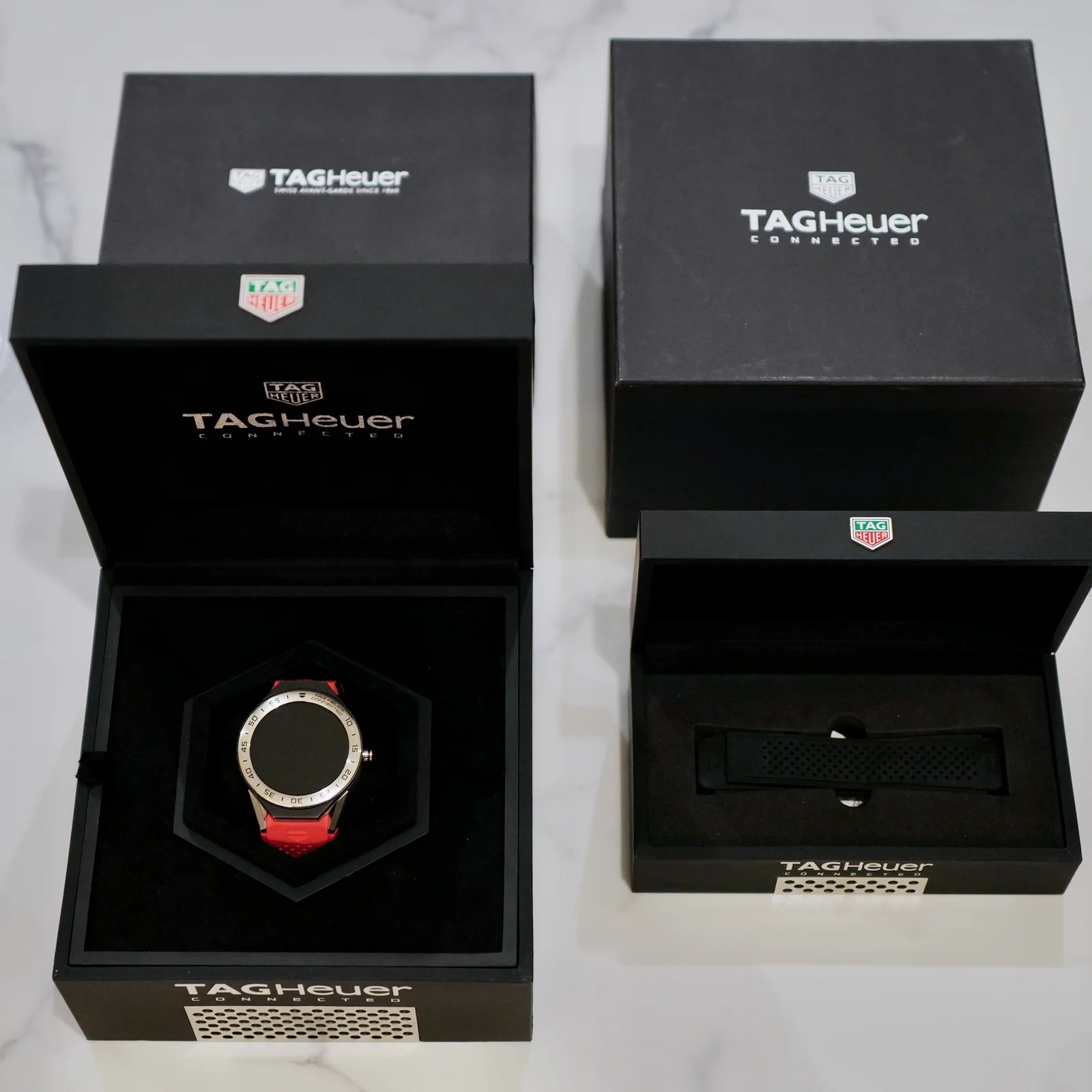 Thumb Carrera Connected Modular 45 Titanium / Stainless Steel / Black Rubber