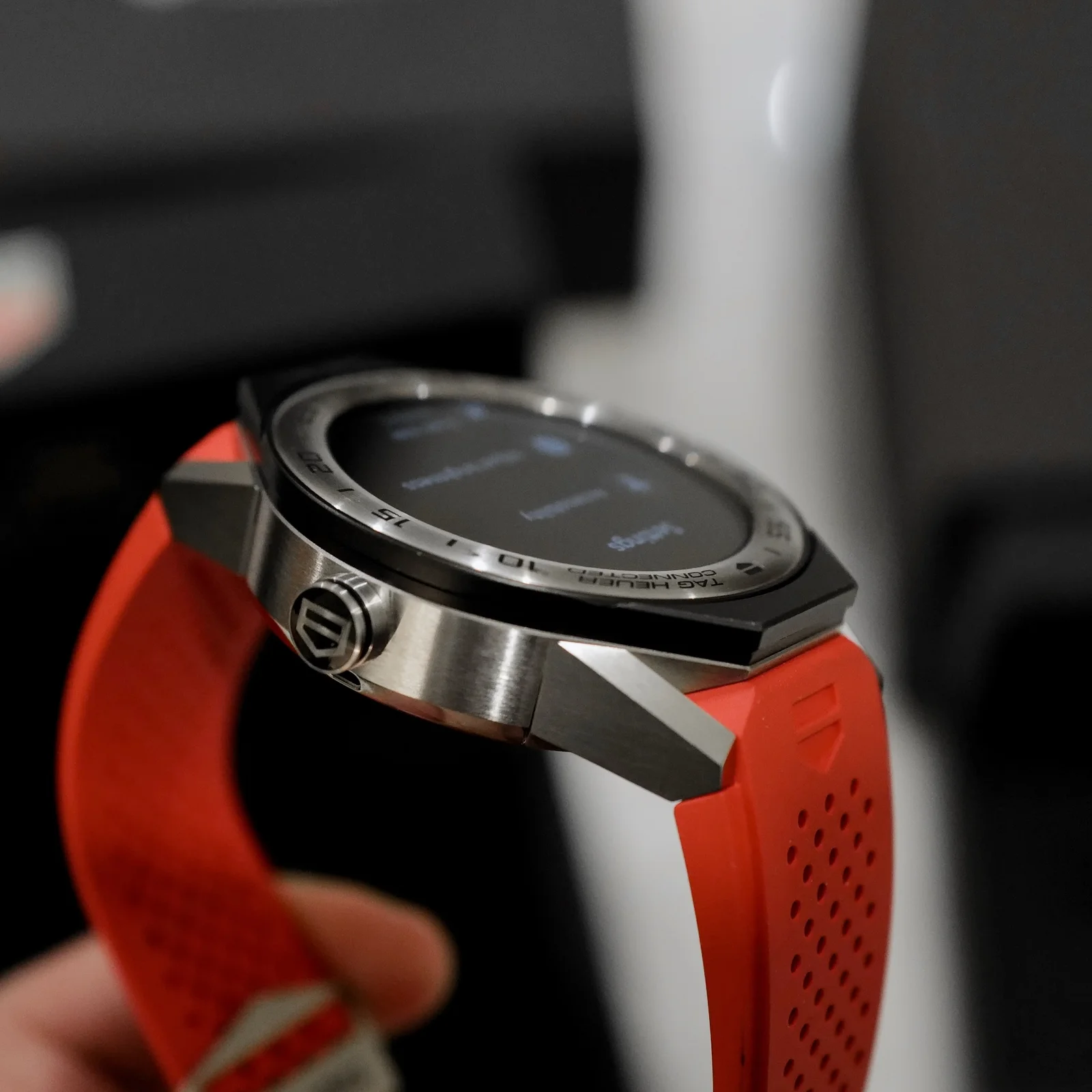 Thumb Carrera Connected Modular 45 Titanium / Stainless Steel / Black Rubber