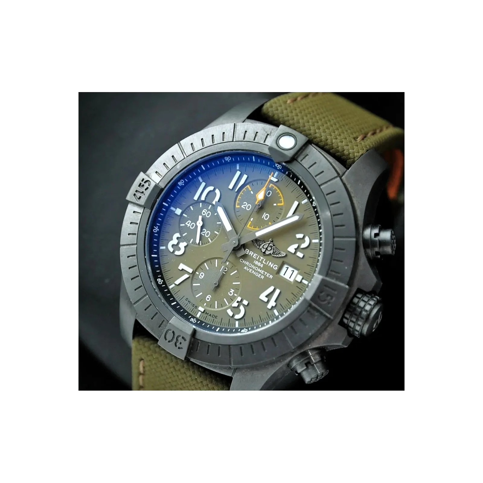 Thumb Avenger Chronograph 45 Night Mission / Green / Military / Pin