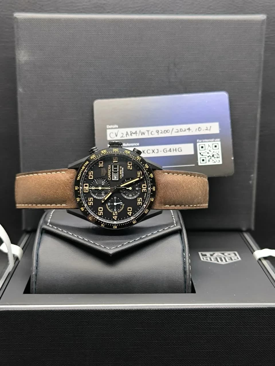 Thumb Carrera Calibre 16 Day Date 43 Titanium PVD / Black / Calf