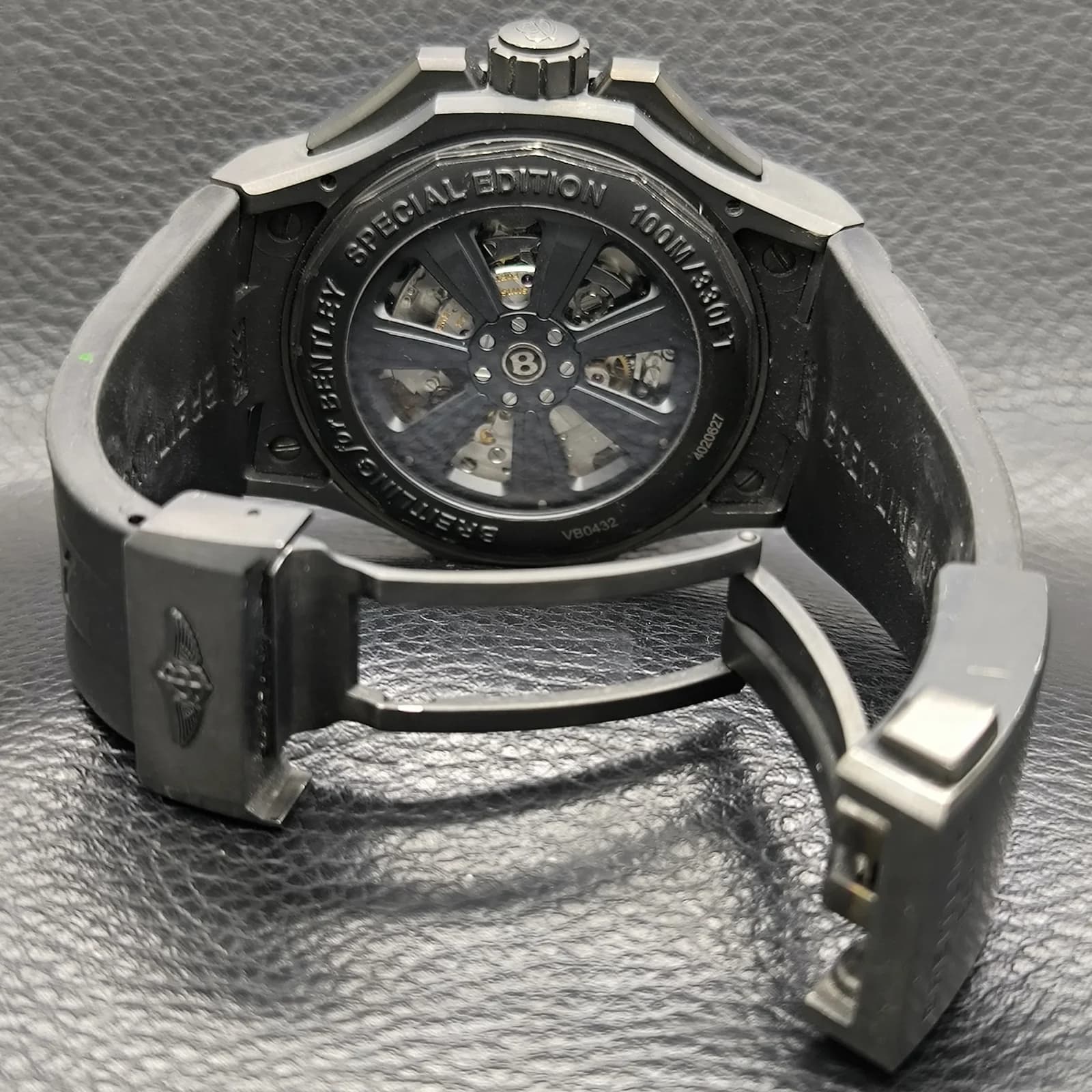 Thumb Bentley GMT Titanium
