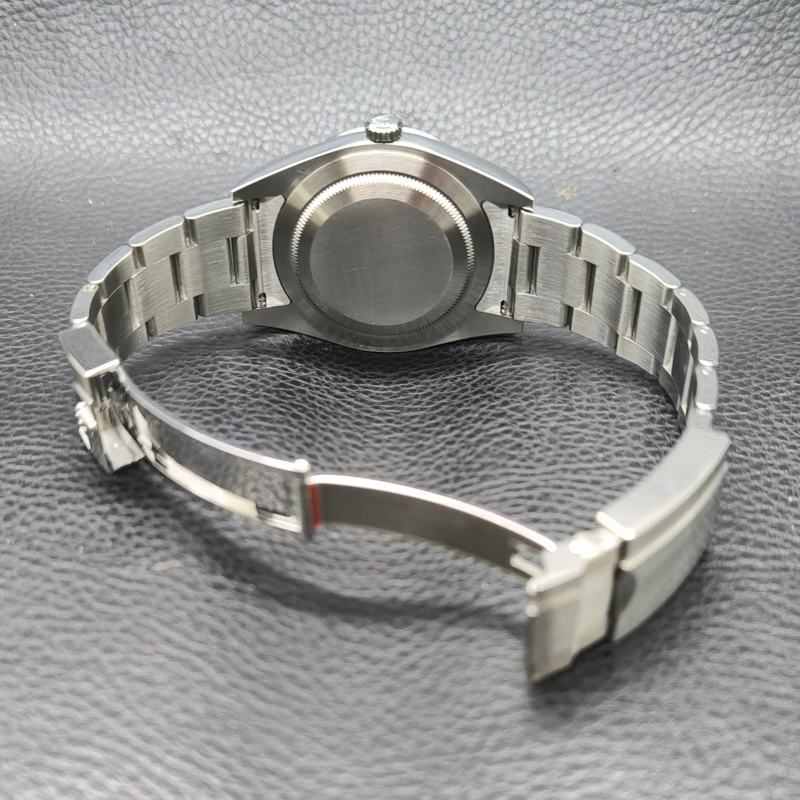 Thumb Explorer 39 / Stainless steel / Black