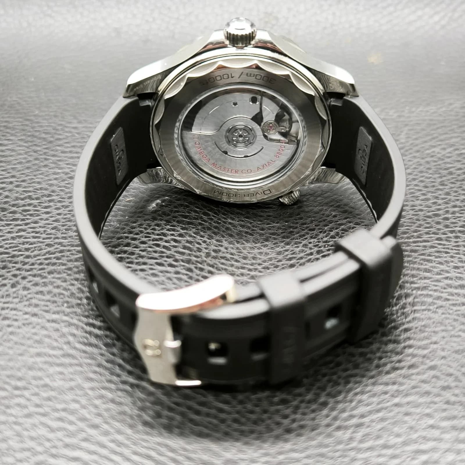 Thumb Seamaster Diver 300M Master Co-Axial 42 Stainless Steel / White / Rubber