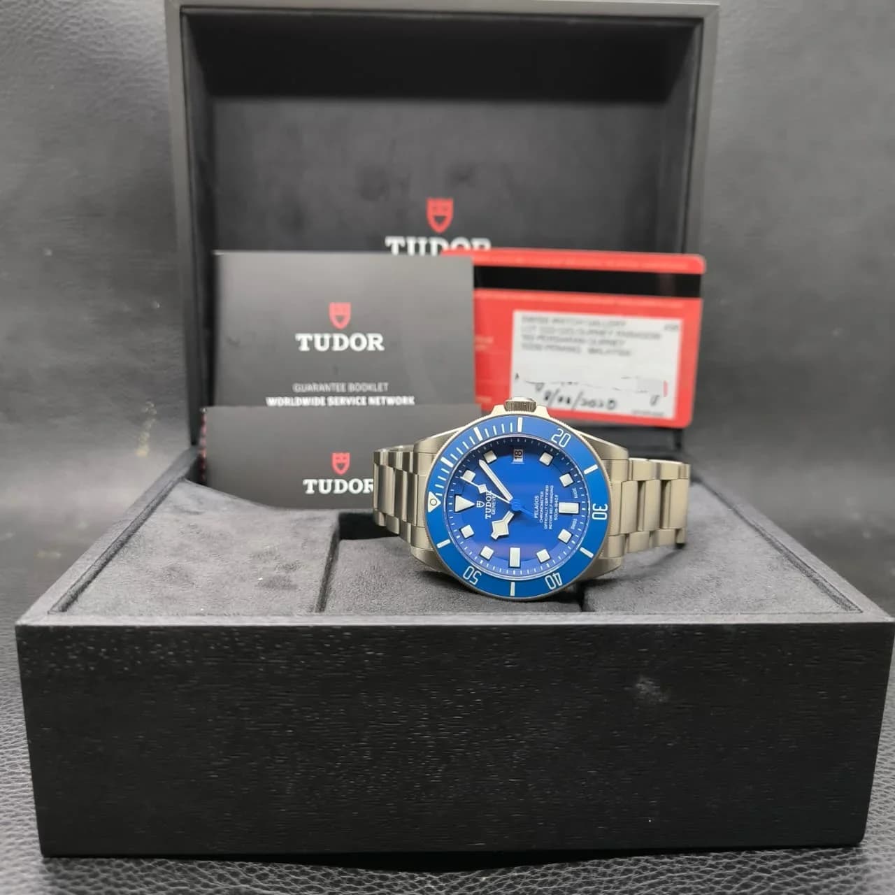 Thumb Pelagos Titanium / Blue / Bracelet