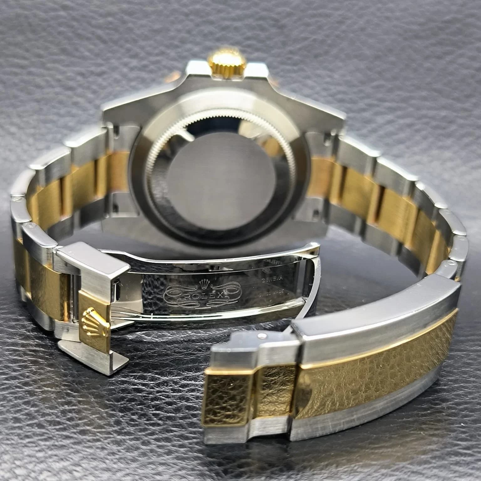 Thumb Submariner Date Rolesor / Blue / Cerachrom