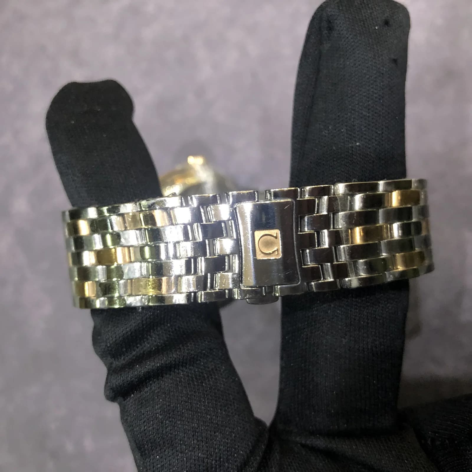Thumb De Ville Prestige Co-Axial 39.5 Stainless Steel / Red Gold / Vintage Silver Silk / Bracelet