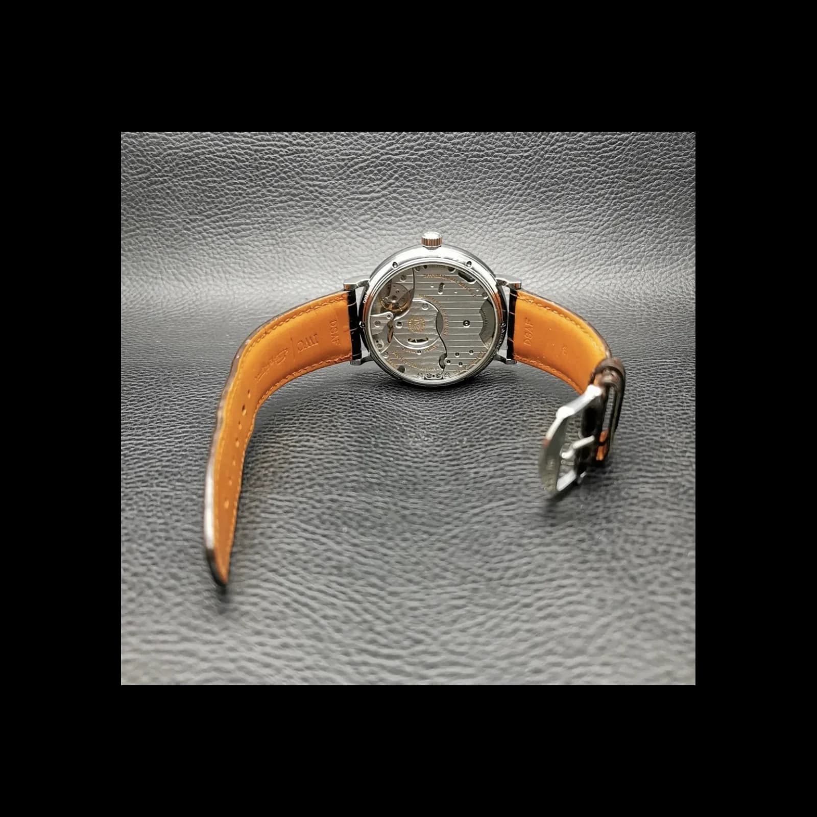 Thumb Portofino Hand-Wound Eight Days Stainless Steel / Black