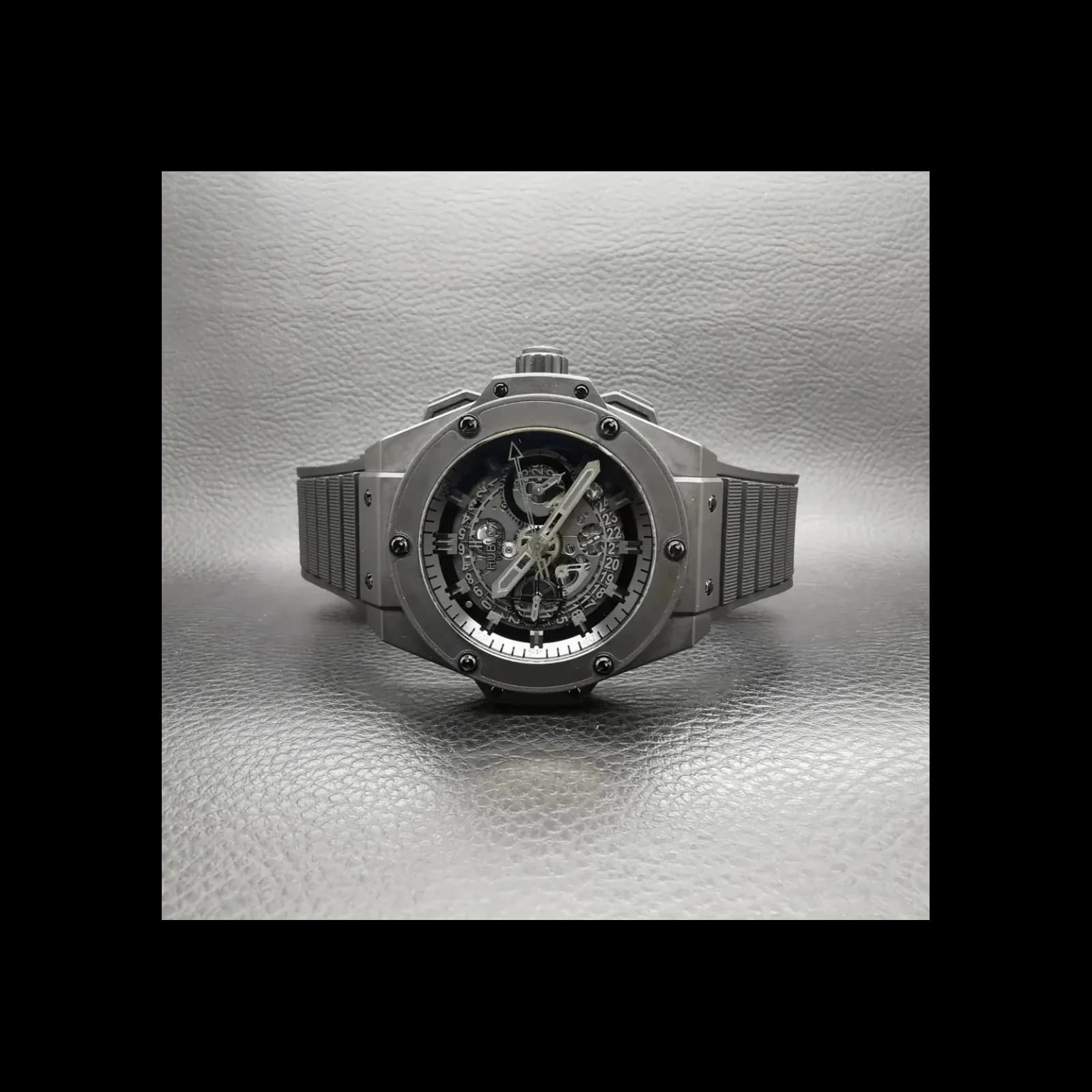 Thumb King Power Unico Ceramic Chronograph 