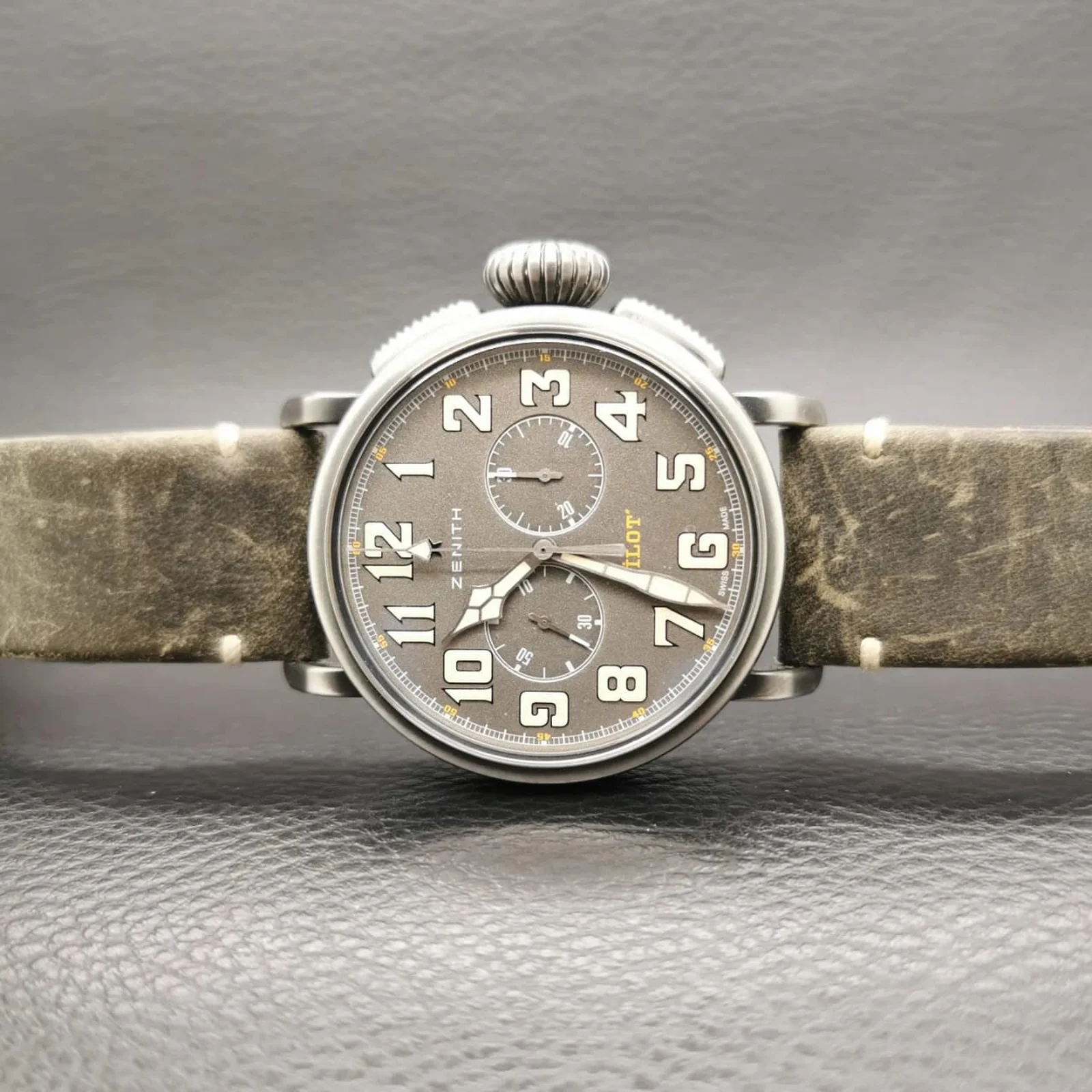 Thumb Pilot Cafe Racer / Ton-Up