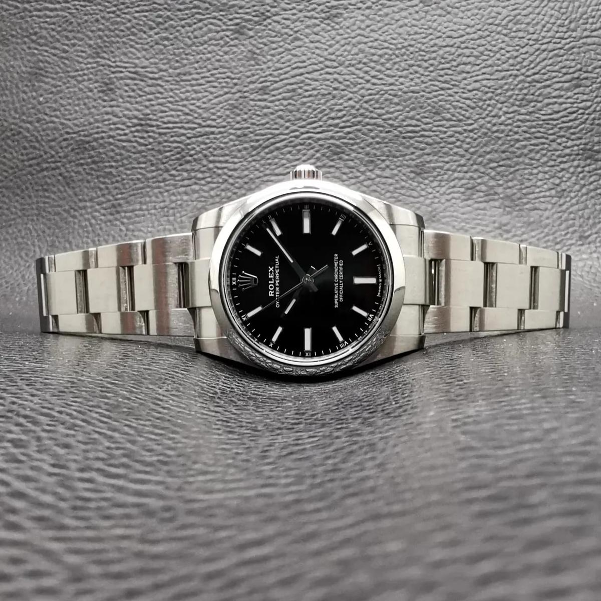 Thumb Oyster Perpetual 34 Stainless Steel / Black