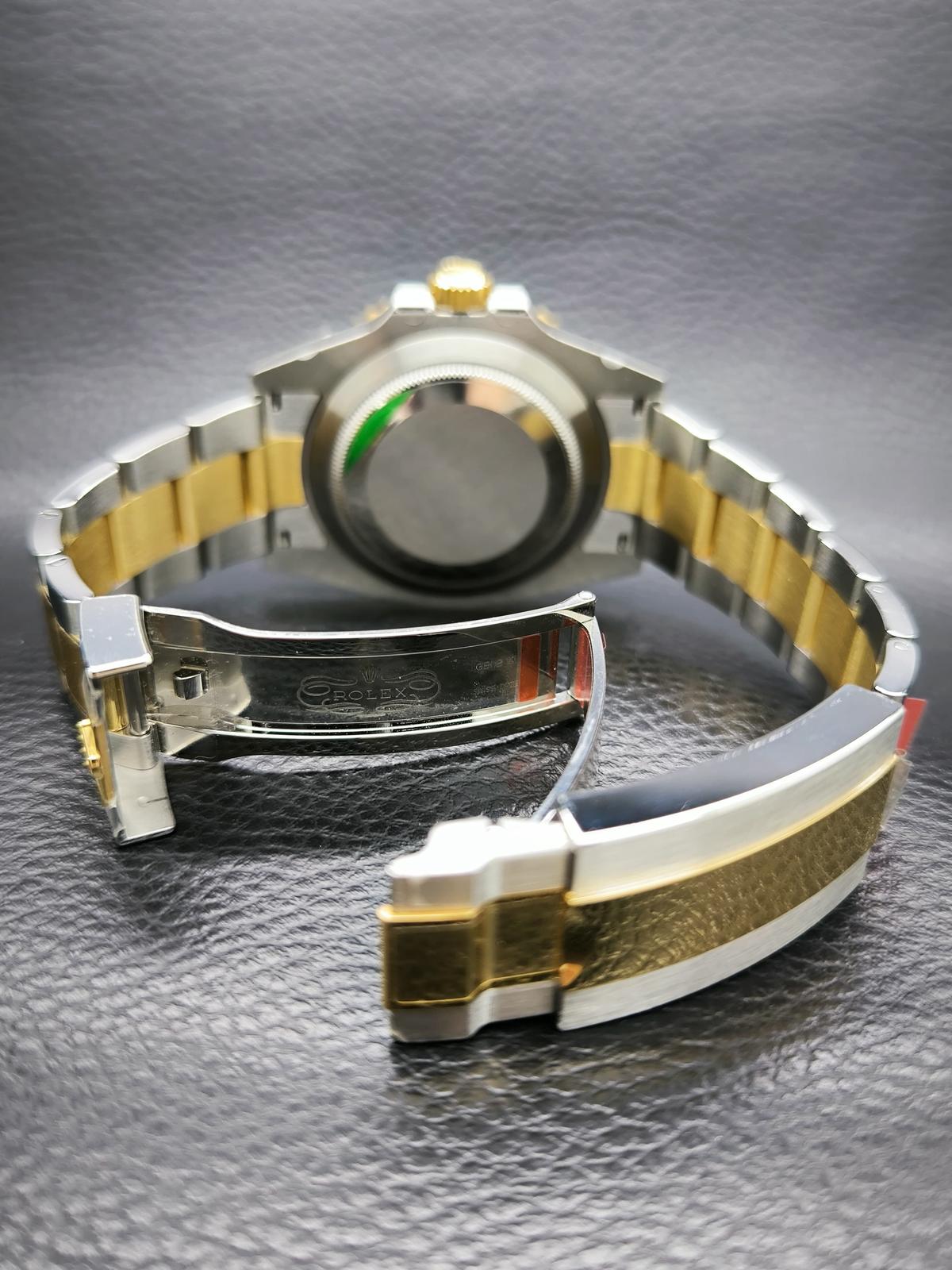 Thumb Submariner Date 41 Stainless Steel / Yellow Gold / Blue