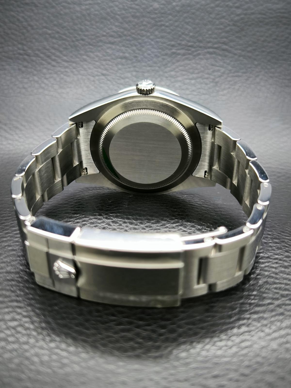 Thumb Explorer 39 / Stainless steel / Black