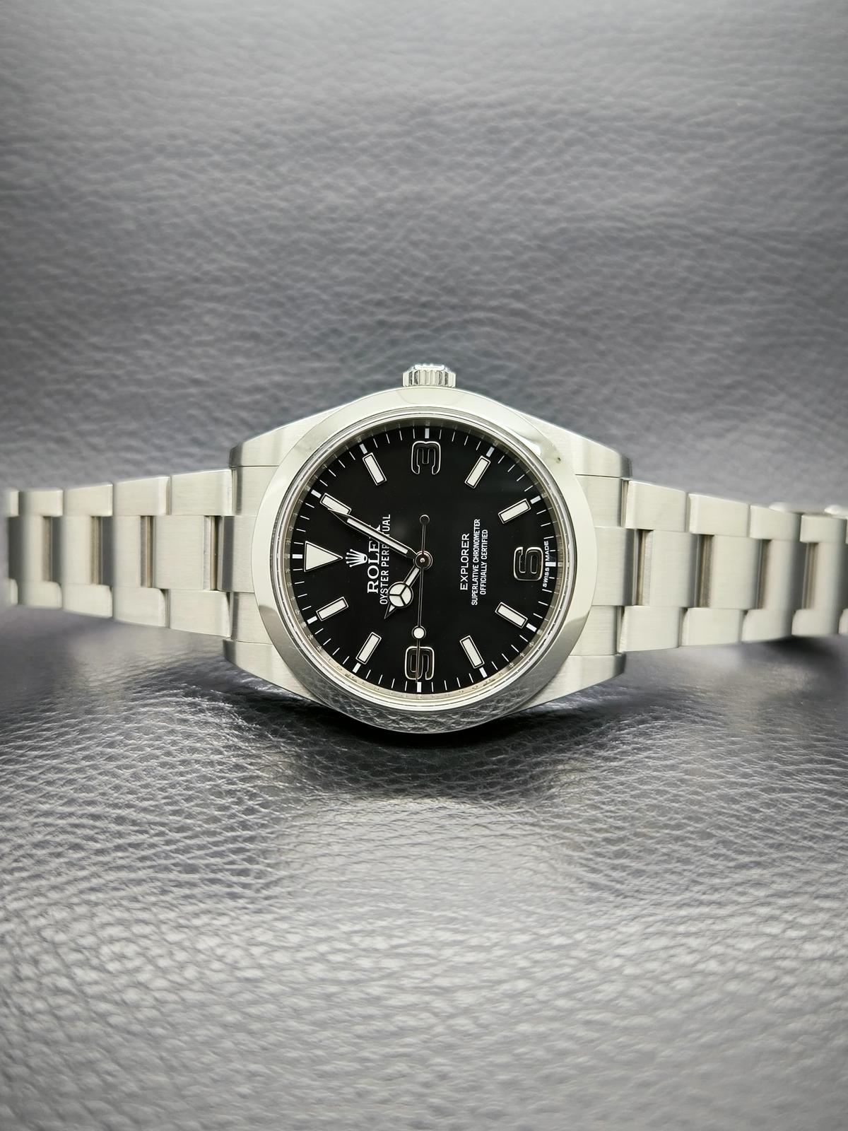 Thumb Explorer 39 / Stainless steel / Black