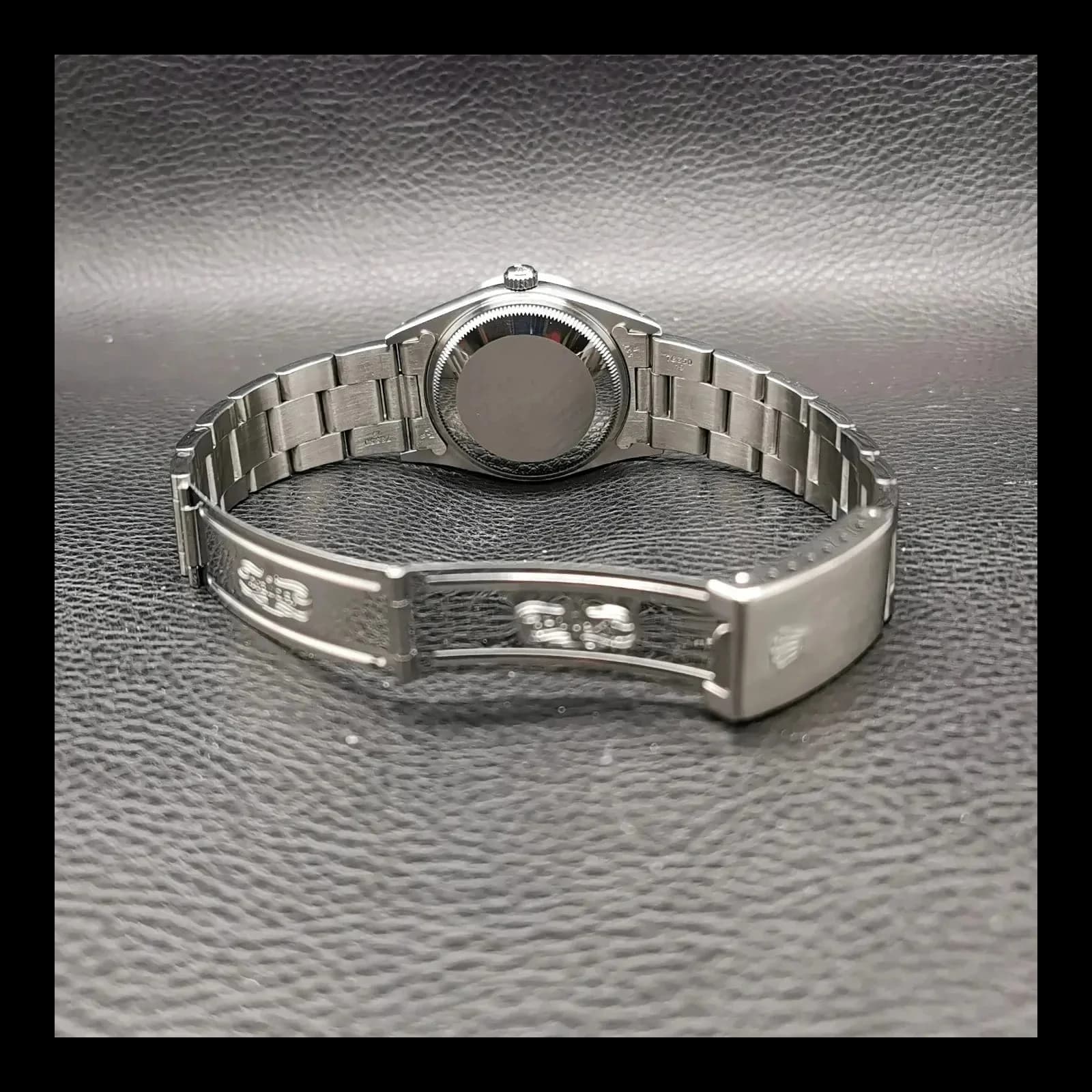 Thumb Rolex Oyster Perpetual Date 34 15210
