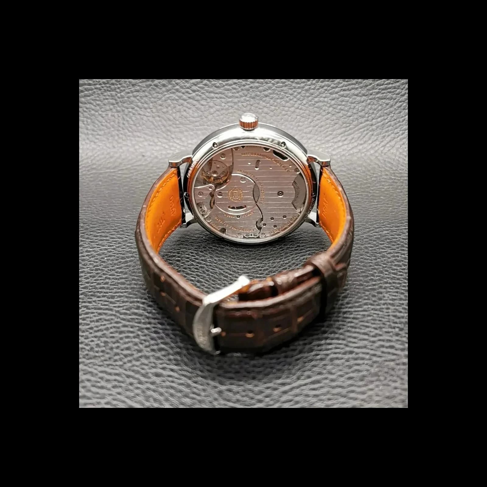 Thumb Portofino Hand-Wound Eight Days Stainless Steel / Black