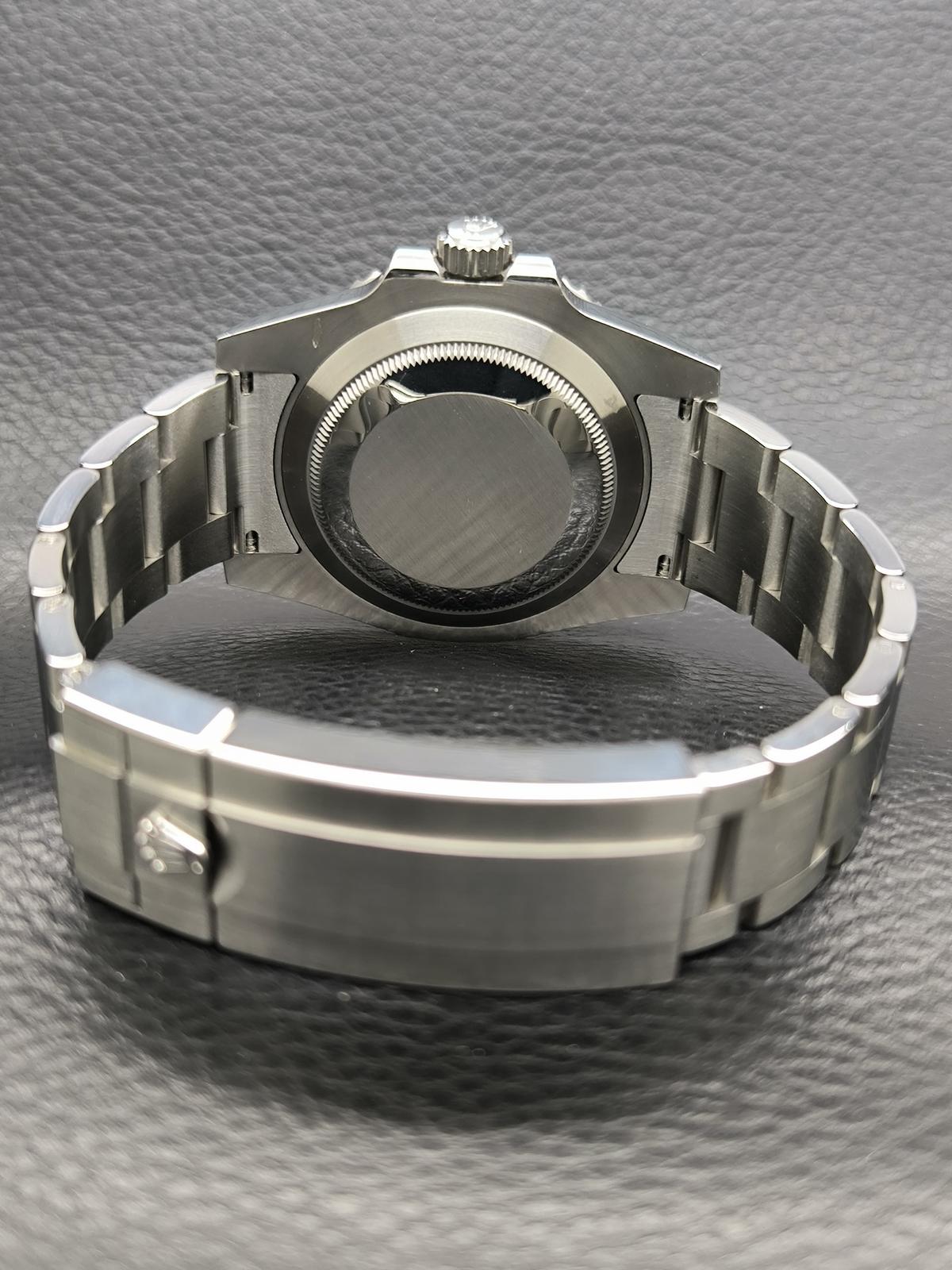 Thumb Submariner Date Stainless Steel / Green / Cerachom