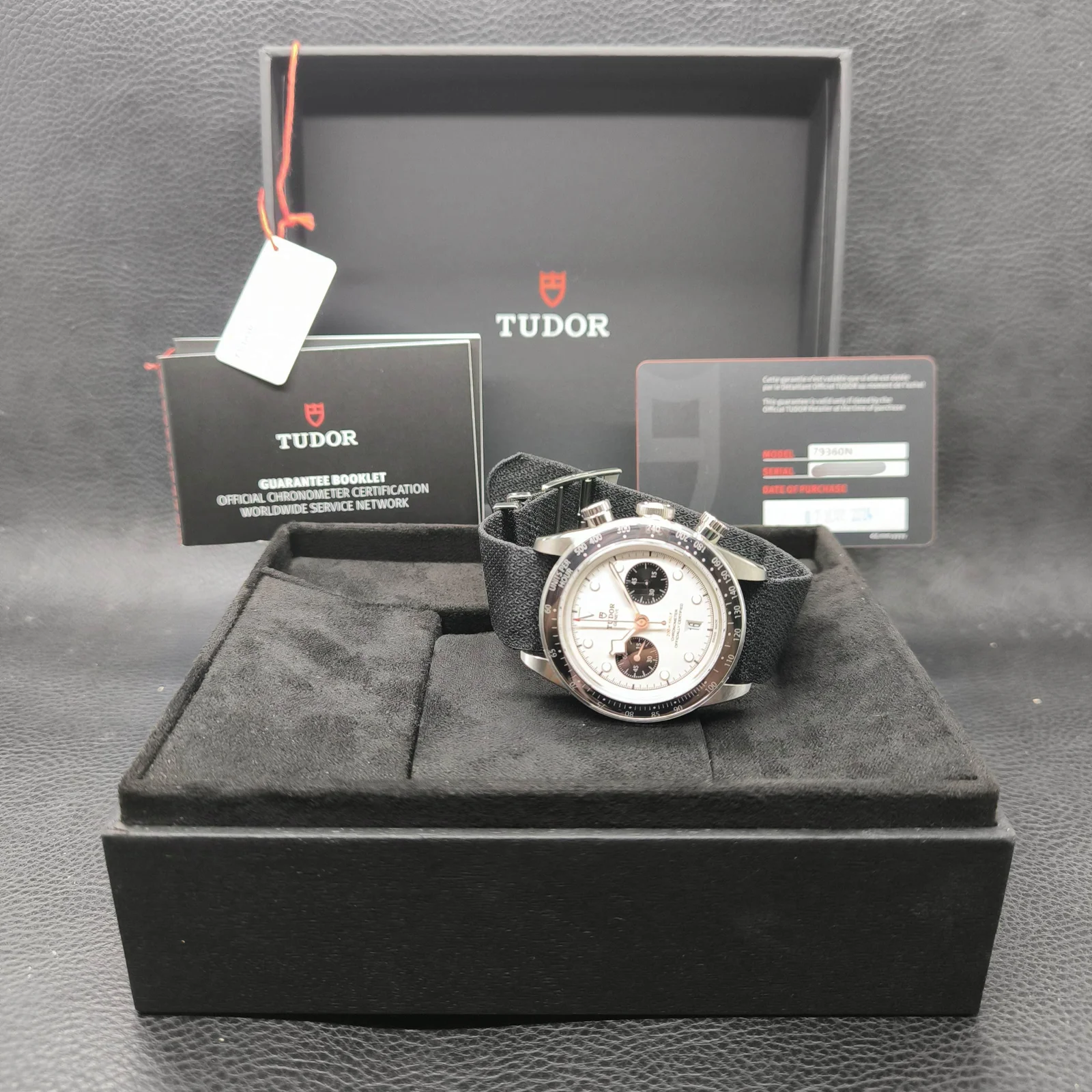 Thumb Heritage Black Bay Chronograph Panda / Fabric