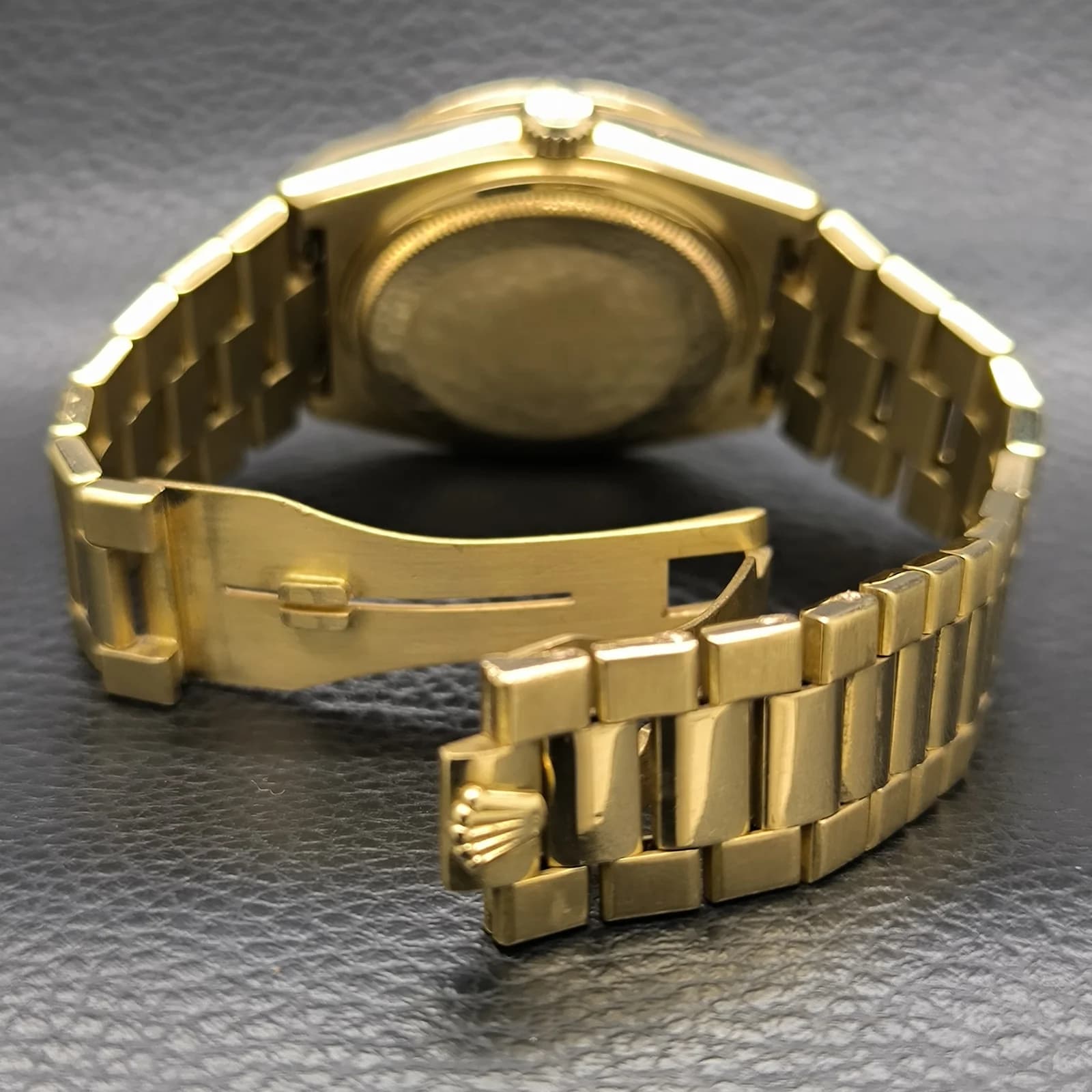 Thumb Day-Date Oysterquartz 