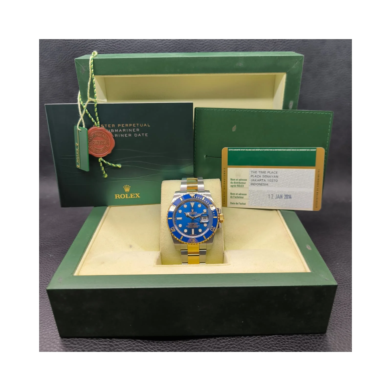 Thumb Submariner Date Rolesor / Blue / Cerachrom