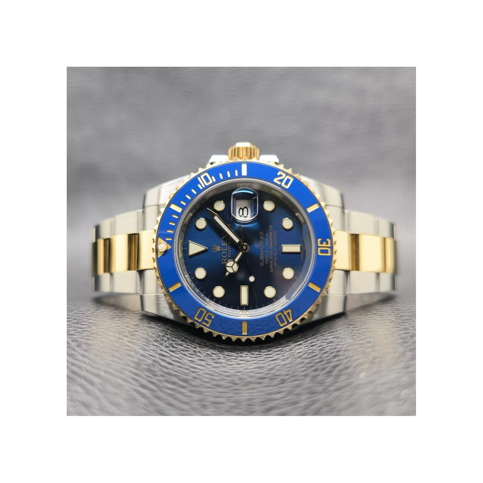 Thumb Submariner Date Rolesor / Blue / Cerachrom