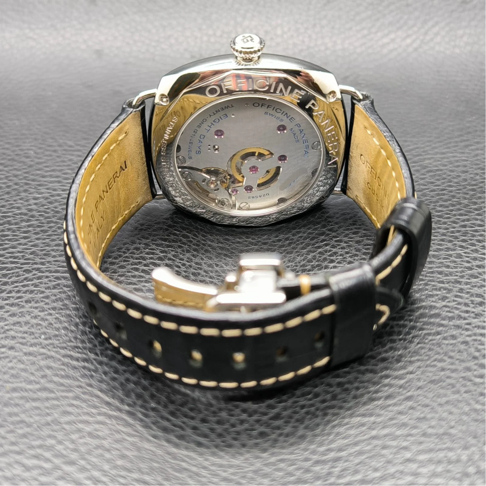 Thumb Radiomir Black Seal 8 Days